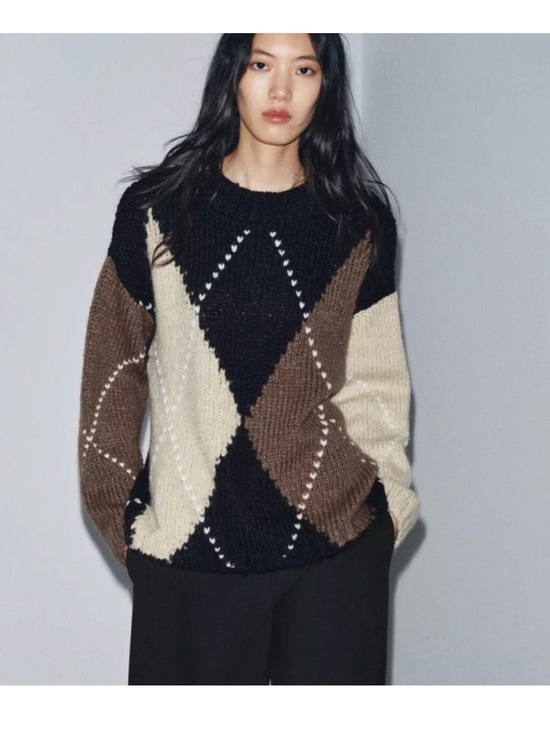 Zara Sweaters - Zara Argyle Crew Sweater in Black, Brown & Cream